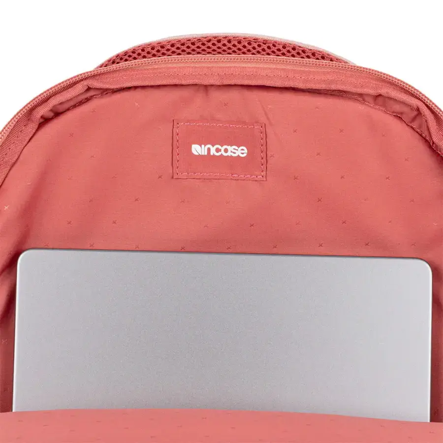 Рюкзак Incase Facet Backpack 20L - Aged Pink (INBP100739-AGP)