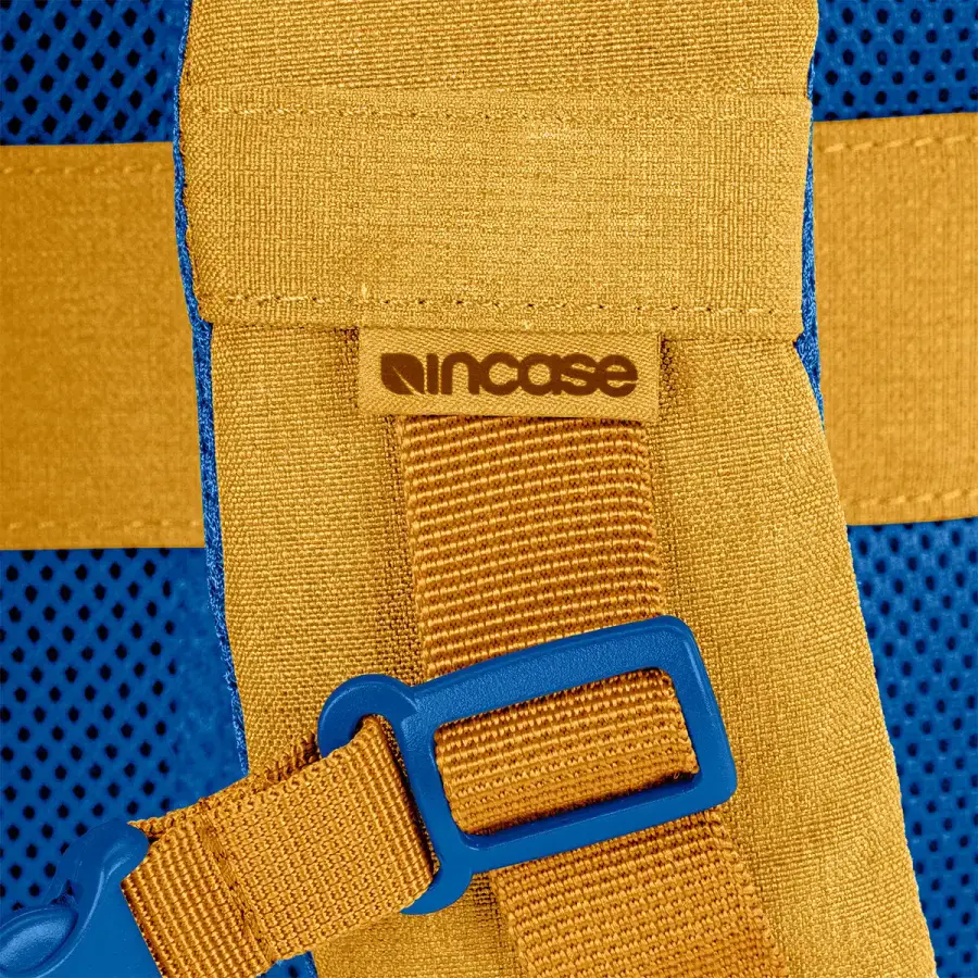 Рюкзак Incase Facet Backpack 25L - Sunflower Yellow (INBP100740-SNF)