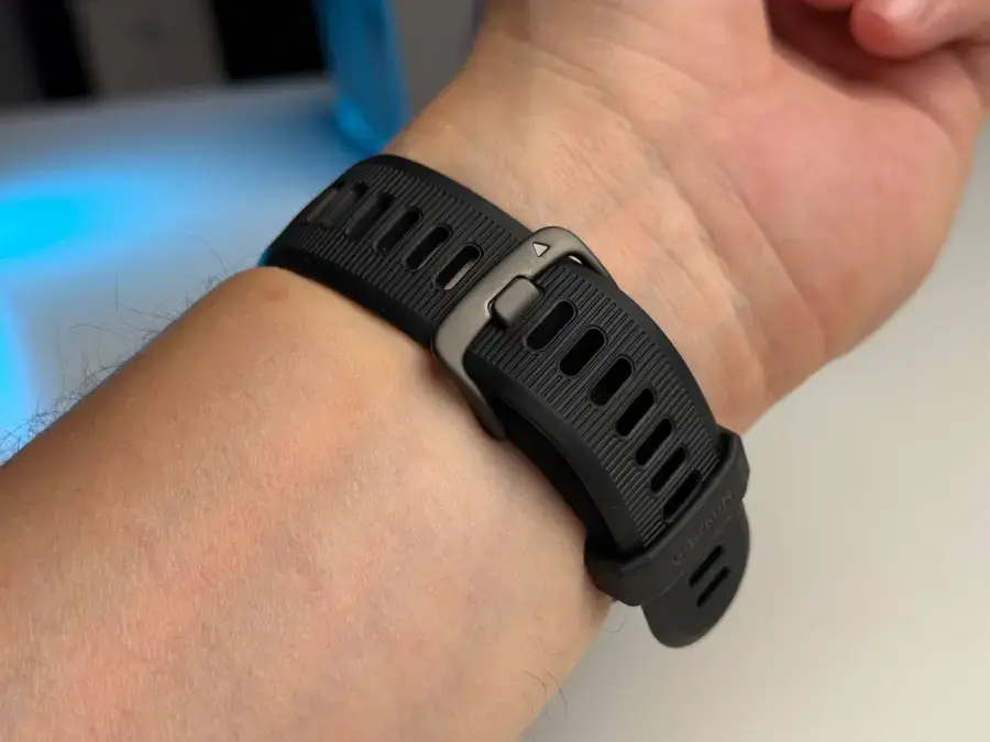 ВІТРИННИЙ Смарт-годинник Garmin Forerunner 945 LTE (010-02383-20) - Стан: гарний | Акумулятор: 100% | Комплект: повний | Гарантія: 3 міс.