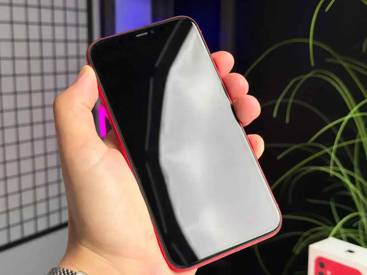 ВЖИВАНИЙ Apple iPhone 11 128GB Product (RED) (MWLG2) Full Box - Стан: гарний | Акумулятор: 95% | Комплектація: повний | Гарантія: 1 міс.