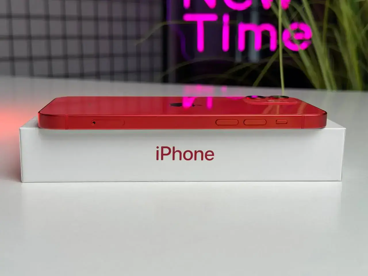 ВЖИВАНИЙ Apple iPhone 12 128GB (PRODUCT) RED (MGHE3, MGJD3) - Стан: гарний | Акумулятор: 100% | Комплектація: повний | Гарантія: 1 міс.