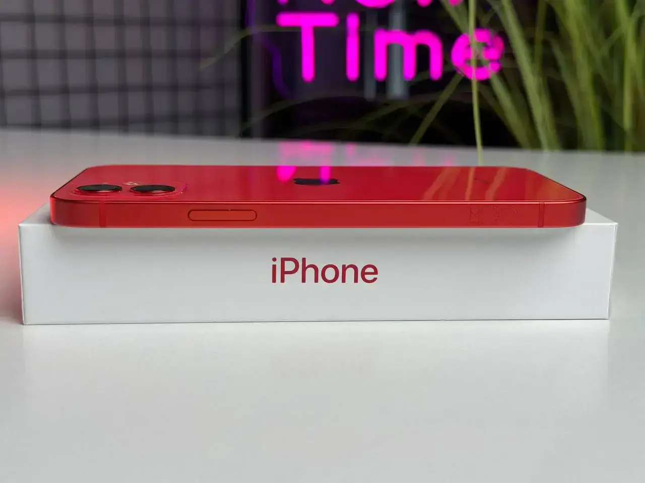 ВЖИВАНИЙ Apple iPhone 12 128GB (PRODUCT) RED (MGHE3, MGJD3) - Стан: гарний | Акумулятор: 100% | Комплектація: повний | Гарантія: 1 міс.