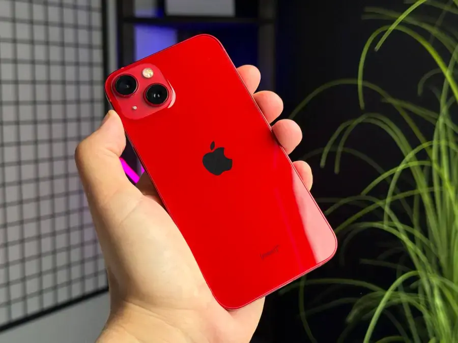 Б/У Apple iPhone 13 128GB (PRODUCT)RED (MLMQ3, MLPJ3) - Состояние: хороший | Аккумулятор: 100% | Комплектация: iPhone, кабель | Гарантія: 1 мес.