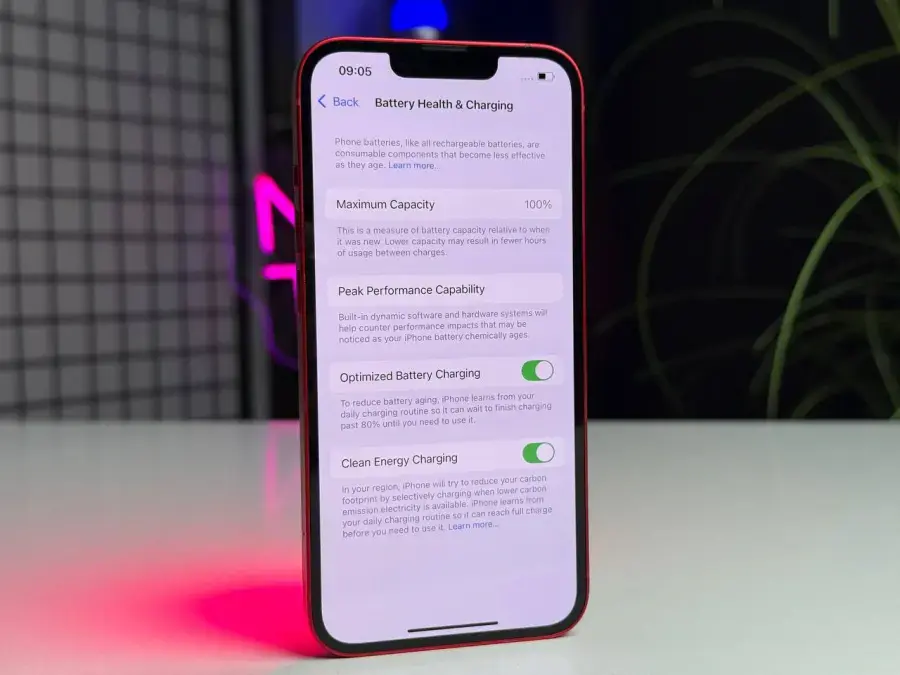 Б/У Apple iPhone 13 128GB (PRODUCT)RED (MLMQ3, MLPJ3) - Состояние: хороший | Аккумулятор: 100% | Комплектация: iPhone, кабель | Гарантія: 1 мес.