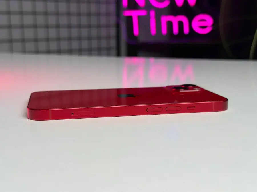 Б/У Apple iPhone 13 128GB (PRODUCT)RED (MLMQ3, MLPJ3) - Состояние: хороший | Аккумулятор: 100% | Комплектация: iPhone, кабель | Гарантія: 1 мес.