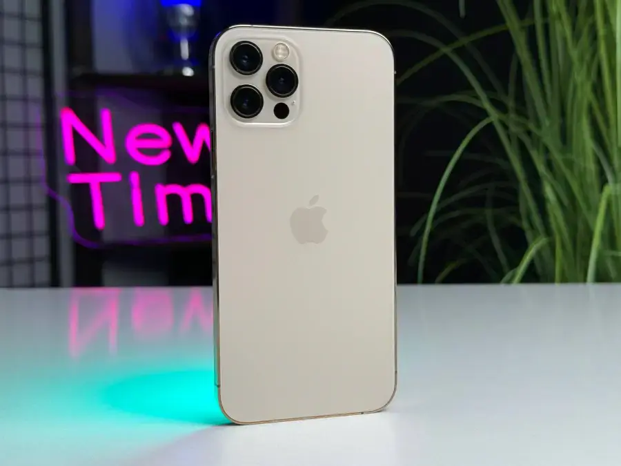 Б/У Apple iPhone 12 Pro 128GB Gold (MGLQ3, MGMM3) - Состояние: идеальный | Аккумулятор: 100% | Комплектация: iPhone, кабель | Гарантія: 1 мес.