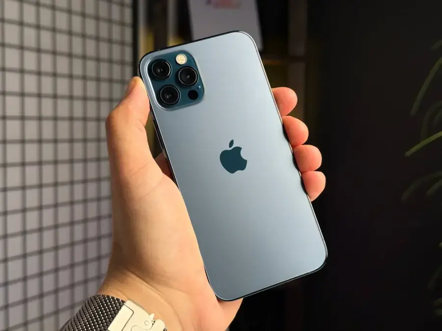 ВЖИВАНИЙ Apple iPhone 12 Pro 256GB Pacific Blue (MGLW3, MGMT3) - Стан: гарний | Акумулятор: 100% | Комплектація: повний | Гарантія: 1 міс.