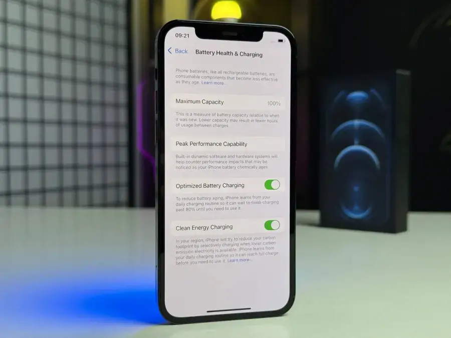 ВЖИВАНИЙ Apple iPhone 12 Pro 256GB Pacific Blue (MGLW3, MGMT3) - Стан: гарний | Акумулятор: 100% | Комплектація: повний | Гарантія: 1 міс.