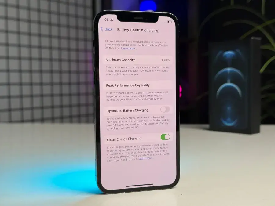 ВЖИВАНИЙ Apple iPhone 12 Pro 256GB Pacific Blue (MGLW3, MGMT3) | Зовнішній стан - гарний (подряпини на екрані) | Стан акумулятора - 100% | Гарантія - 1 місяць | Комплект - повний