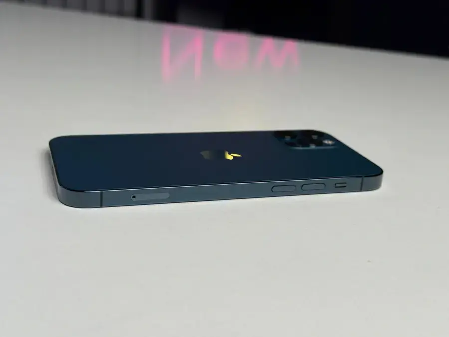 ВЖИВАНИЙ Apple iPhone 12 Pro 512GB Pacific Blue (MGM43, MGMX3) - Стан: гарний | Акумулятор: 100% | Комплектація: iPhone, кабель | Гарантія: 1 міс.