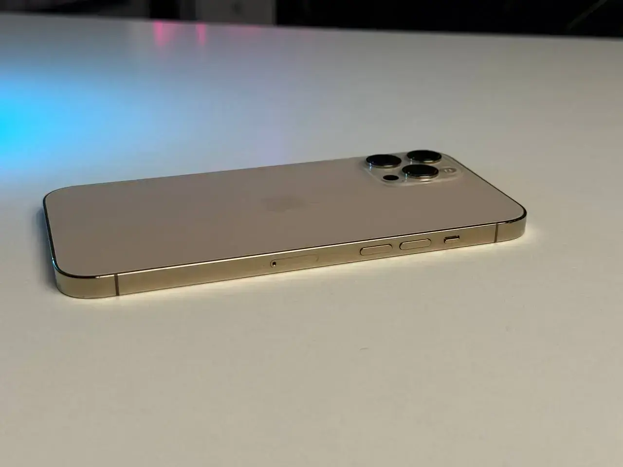 ВЖИВАНИЙ Apple iPhone 12 Pro Max 256GB Gold (MGCM3, MGDE3) - Стан: гарний | Акумулятор: 100% | Комплектація: повний | Гарантія: 1 міс.