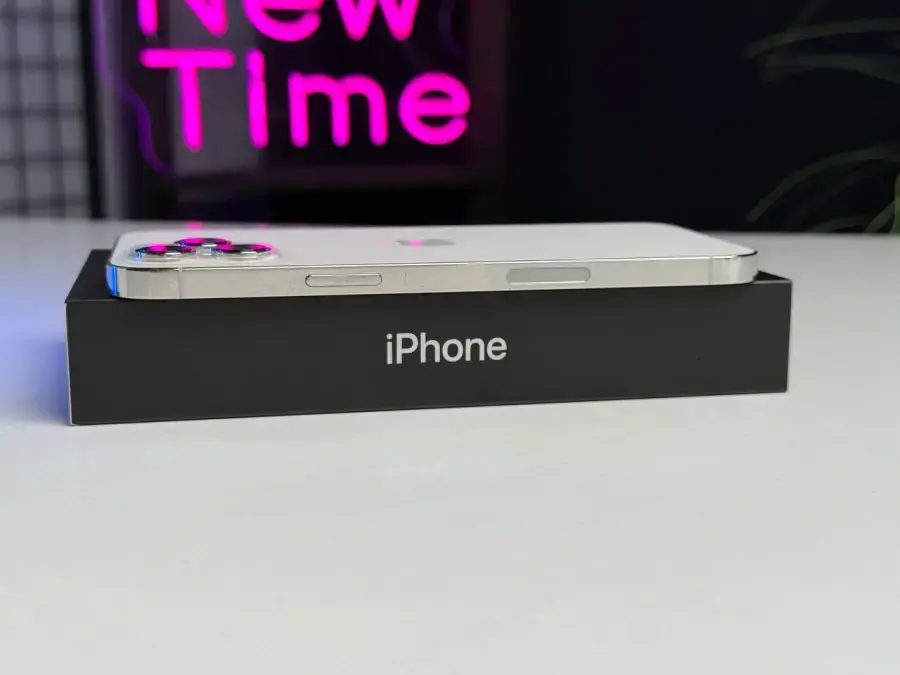 ВЖИВАНИЙ Apple iPhone 12 Pro Max 256GB Silver (MGCL3, MGDD3) - Стан: гарний | Акумулятор: 100% | Комплектація: повний | Гарантія: 1 міс.