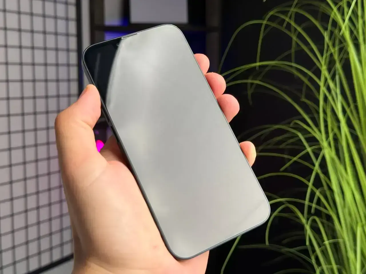 Б/У Apple iPhone 13 256GB Midnight (MLMU3, MLQ63) - Состояние: хороший | Аккумулятор: 100% | Комплектация: iPhone, кабель | Гарантія: 1 мес.