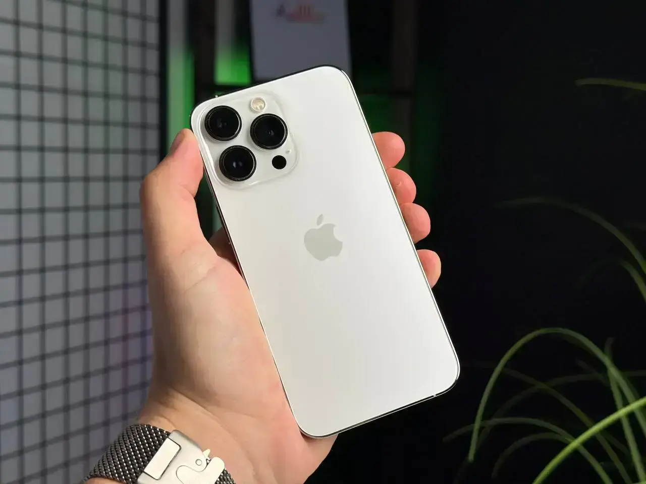 Б/У Apple iPhone 13 Pro 256GB Silver (MLTX3, MLVF3) - Состояние: хороший | Аккумулятор: 100% | Комплектация: полный | Гарантія: 1 мес.