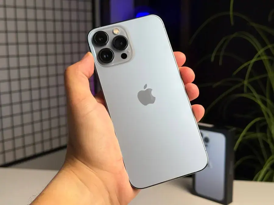 ВЖИВАНИЙ Apple iPhone 13 Pro Max 256GB Sierra Blue (MLKV3, MLLE3) - Стан: гарний | Акумулятор: 100% | Комплектація: повний | Гарантія: 1 міс.