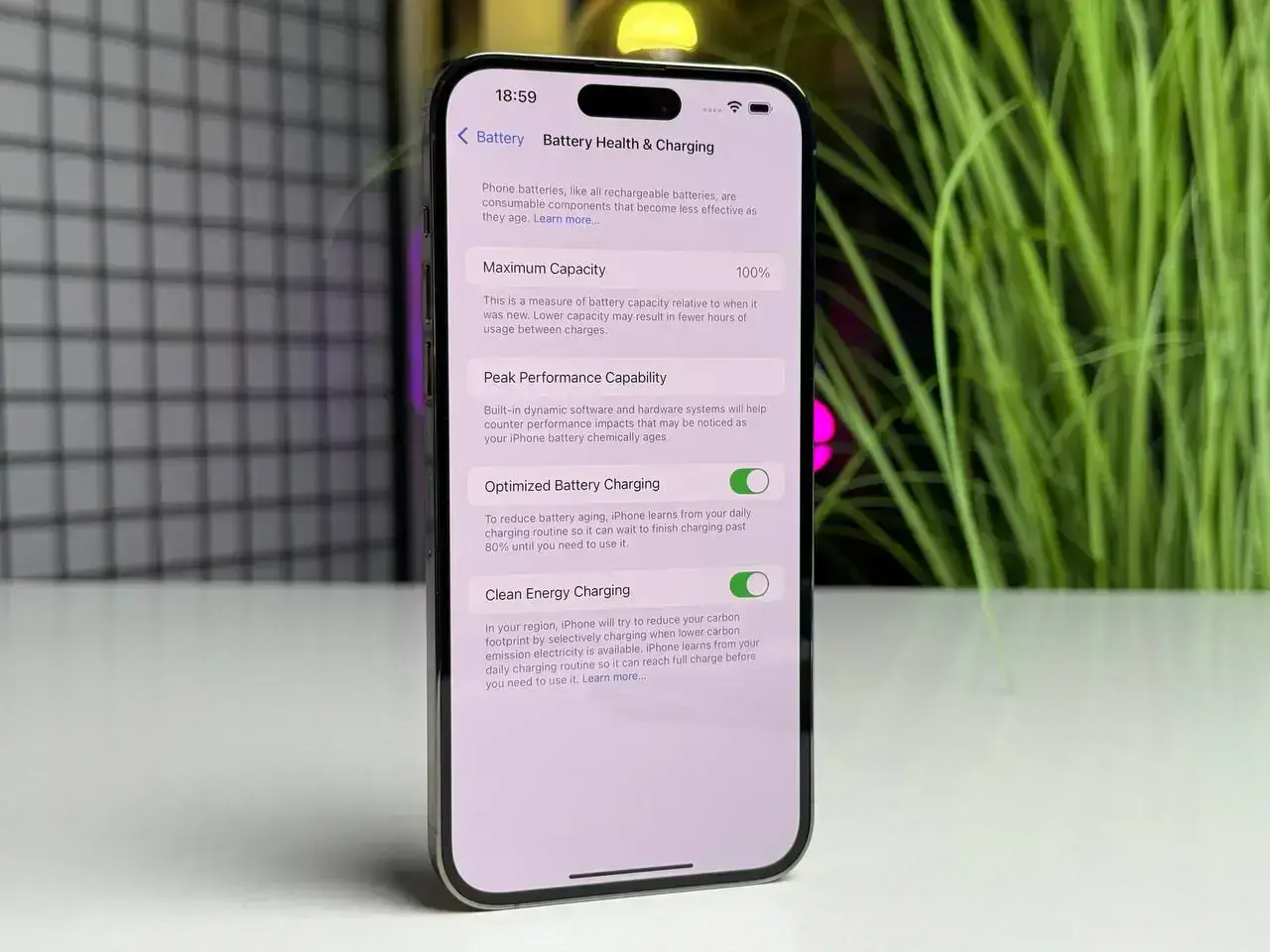 Б/У Apple iPhone 14 Pro Max 256GB Deep Purple (MQ9X3) - Состояние: хороший (менялся корпус) | Аккумулятор: 100% | Комплектация: iPhone, кабель | Гарантія: 1 мес.