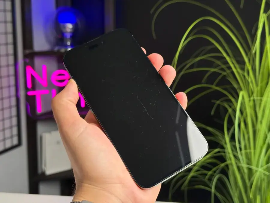 Б/У Apple iPhone 14 Pro Max 256GB Space Black (MQ9U3) - Состояние: хороший | Аккумулятор: 100% | Комплектация: iPhone, кабель | Гарантія: 1 мес.