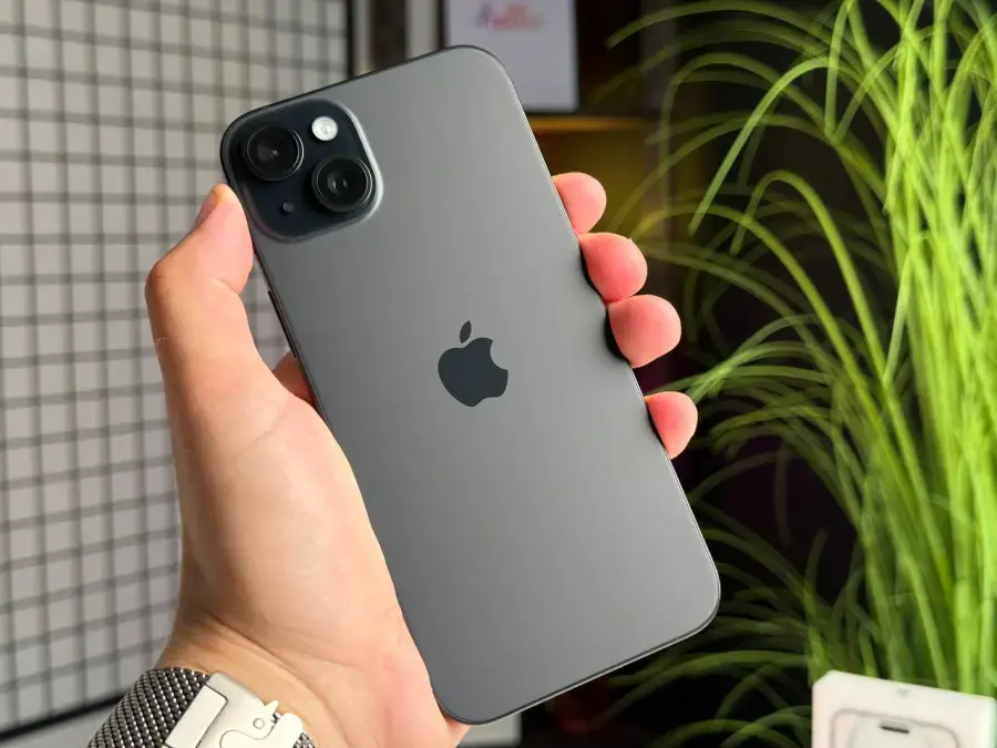 ВЖИВАНИЙ Apple iPhone 15 Plus 128GB Black (MU0Y3) - Стан: гарний | Акумулятор: 97% | Комплектація: повний | Гарантія: 1 міс.