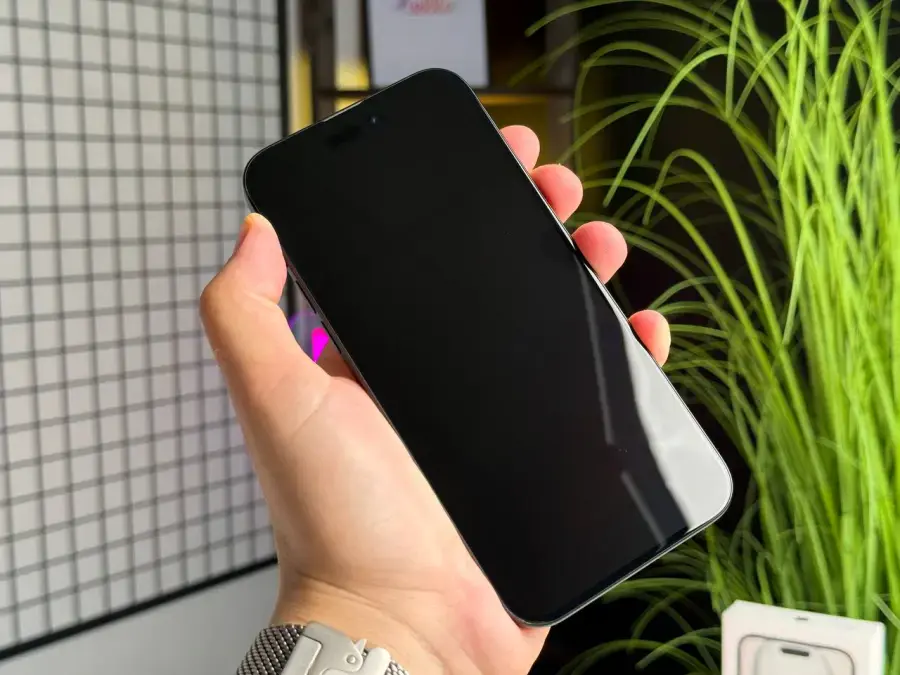 ВЖИВАНИЙ Apple iPhone 15 Plus 128GB Black (MU0Y3) - Стан: гарний | Акумулятор: 97% | Комплектація: повний | Гарантія: 1 міс.