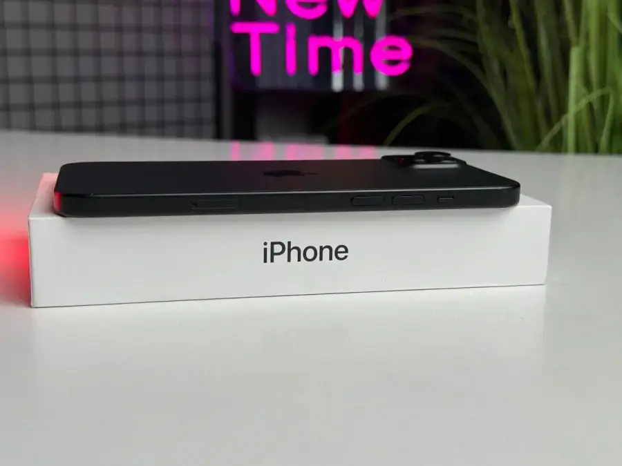 ВЖИВАНИЙ Apple iPhone 15 Plus 128GB Black (MU0Y3) - Стан: гарний | Акумулятор: 97% | Комплектація: повний | Гарантія: 1 міс.