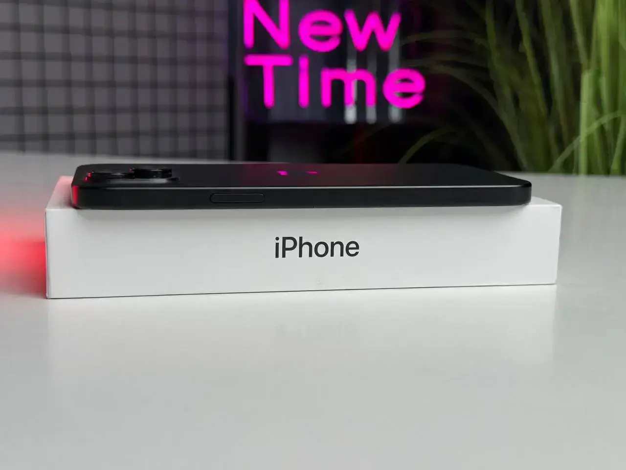ВЖИВАНИЙ Apple iPhone 15 Plus 128GB Black (MU0Y3) - Стан: гарний | Акумулятор: 97% | Комплектація: повний | Гарантія: 1 міс.