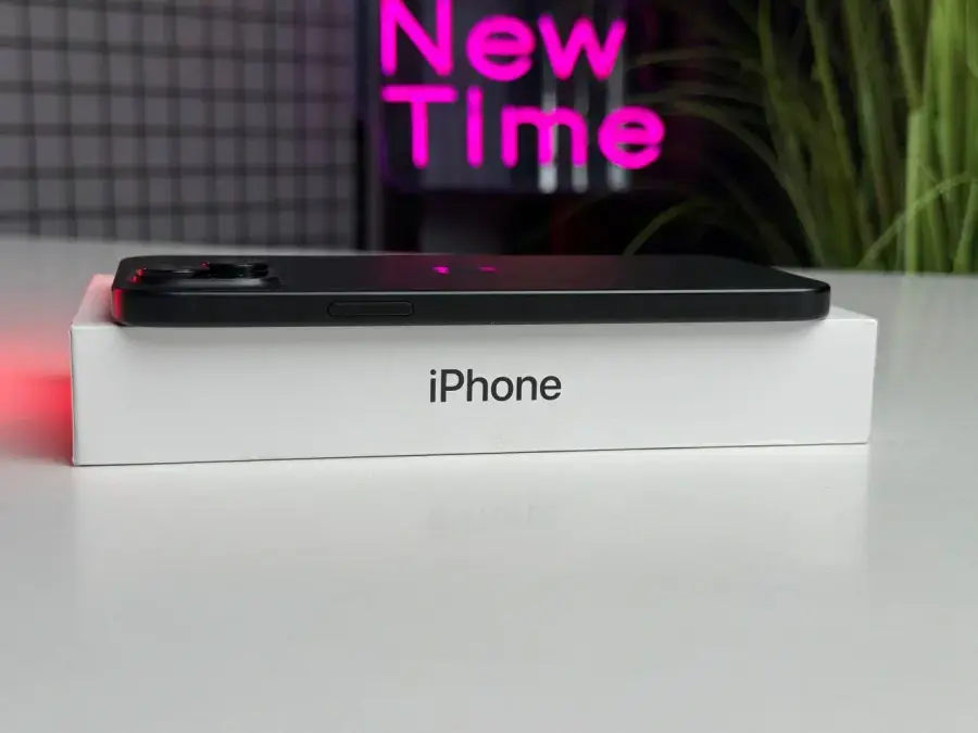 ВЖИВАНИЙ Apple iPhone 15 Plus 128GB Black (MU0Y3) - Стан: гарний | Акумулятор: 97% | Комплектація: повний | Гарантія: 1 міс.