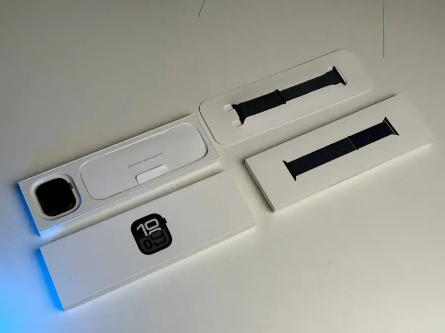 OPEN BOX Apple Watch Series 10 GPS 42mm Jet Black Aluminum Case with Ink Sport Loop (MWWG3) - Стан: ідеальний | Акумулятор: 100% | Комплектація: повний | Гарантія: 12 міс.