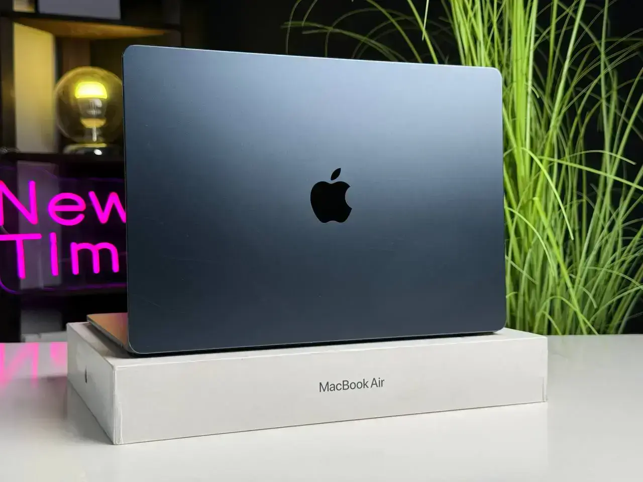 Б/У MacBook Air 15" M2/8GB/256GB Midnight 2023 (MQKW3) - Состояние: удовлетворительный | Аккумулятор: 89% | Комплектация: полный | Гарантія: 1 мес.