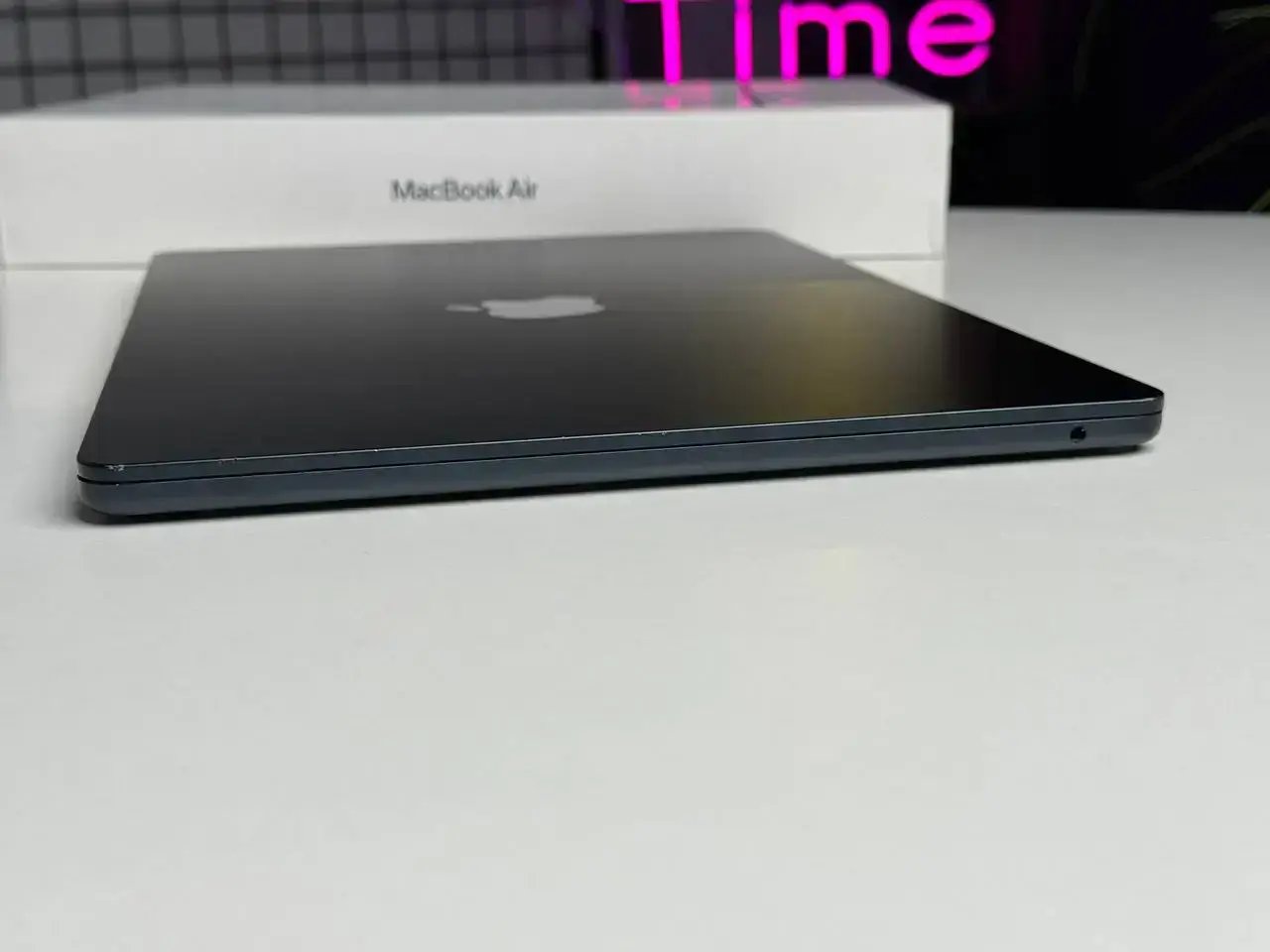 Б/У MacBook Air 15" M2/8GB/256GB Midnight 2023 (MQKW3) - Состояние: удовлетворительный | Аккумулятор: 89% | Комплектация: полный | Гарантія: 1 мес.