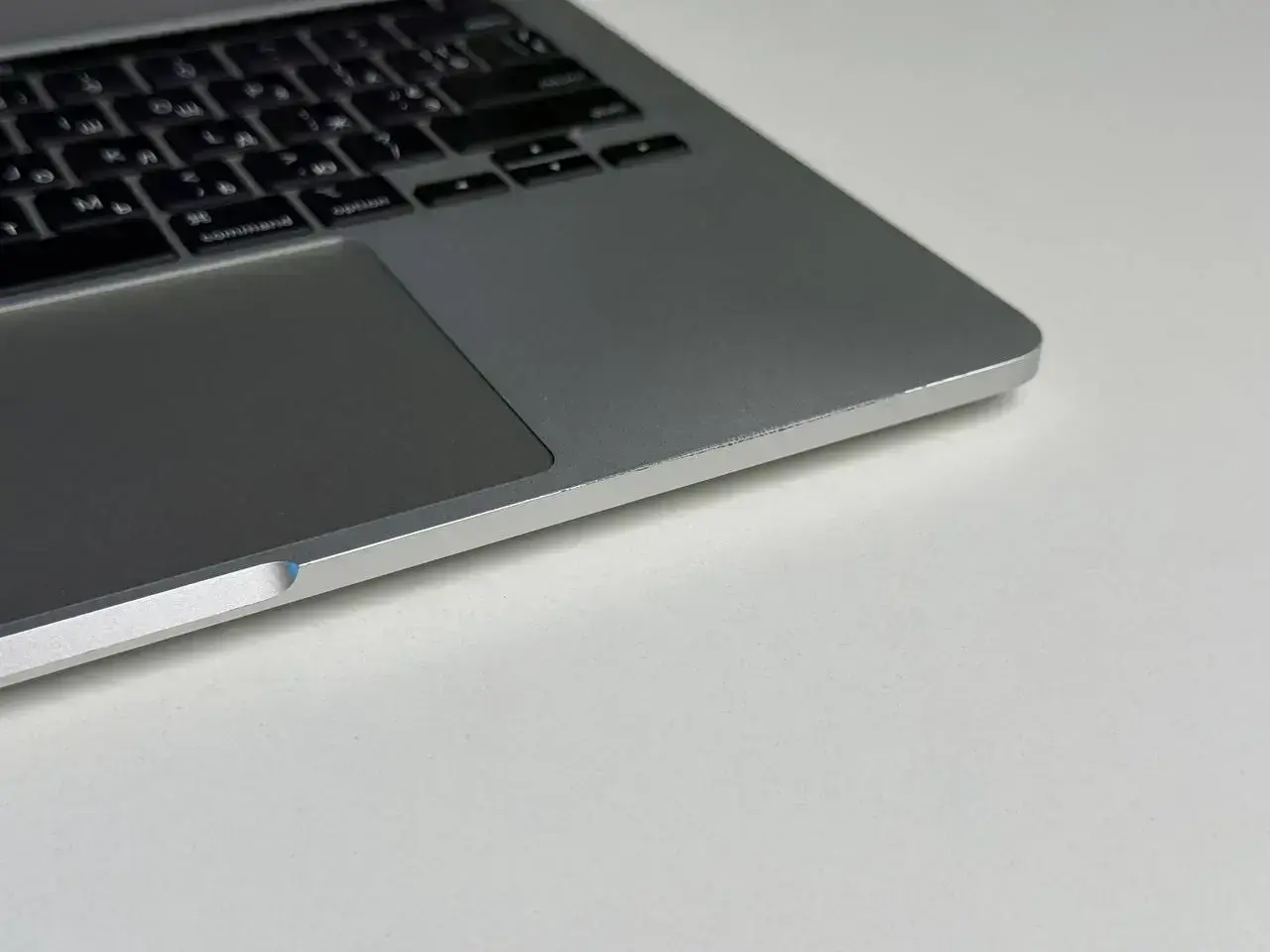 ВЖИВАНИЙ MacBook Pro 13" Silver (Z11D0000K) 2020 - US English - Стан: гарний | Акумулятор: 91% | Комплектація: повний | Гарантія: 1 міс.