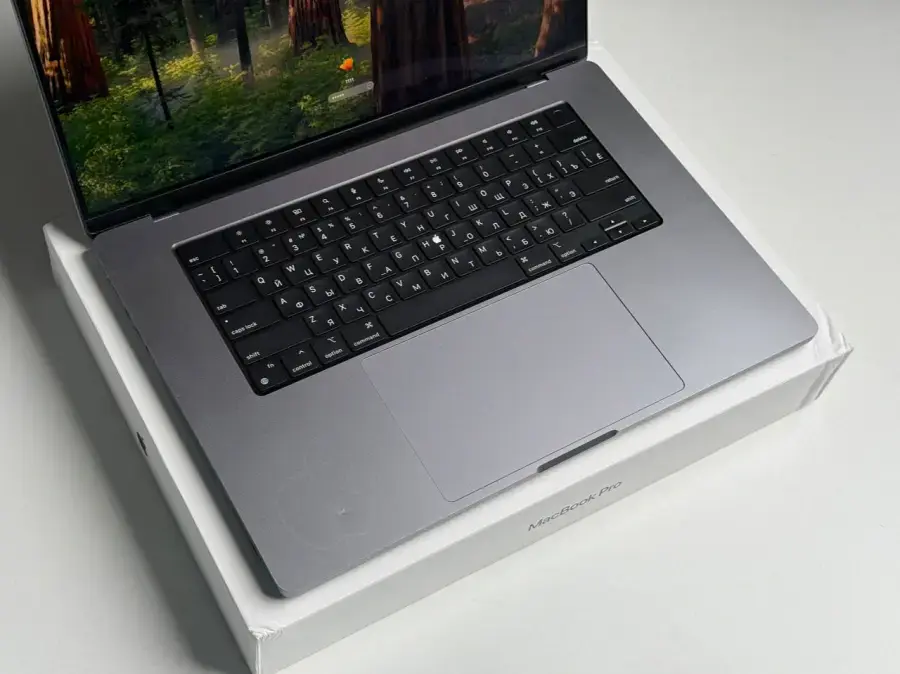 ВЖИВАНИЙ MacBook Pro 16 Space Gray (MK183) 2021 | Apple M1 Pro | 10‑ядерний процесор | 16-ядерний графічний процесор | 512 ГБ SSD | 16 ГБ об'єднаної пам'яті | Стан: задовільний | Акумулятор: 80% | Гарантія: 1 місяць | Комплект: повний