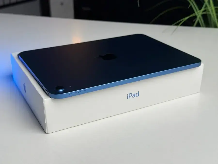Б/У Планшет Apple iPad 10.9" 2022 Wi-Fi 64GB Blue (MPQ13, MCM84) - Состояние: идеальный | Аккумулятор: 100% | Комплектация: полный | Гарантія: 3 мес.