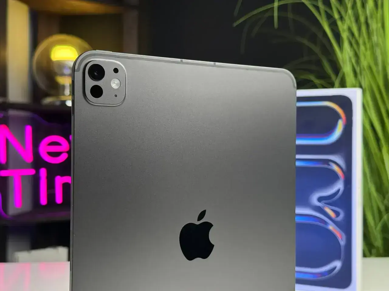 OPEN BOX Планшет Apple iPad Pro 11" M4 2024 Wi-Fi + Cellular 256GB with Standard glass - Space Black (MVW13) - Состояние: идеальный | Аккумулятор: 100% | Комплектация: полный | Гарантія: 1 мес.