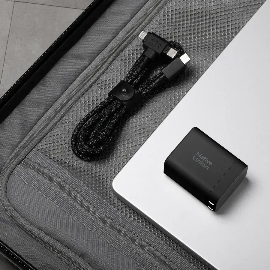 Зарядний пристрій Native Union Fast GaN Charger PD 45W [1 USB-C + 1 USB-A] - Black (FAST-PD45AC-BLK-EU)