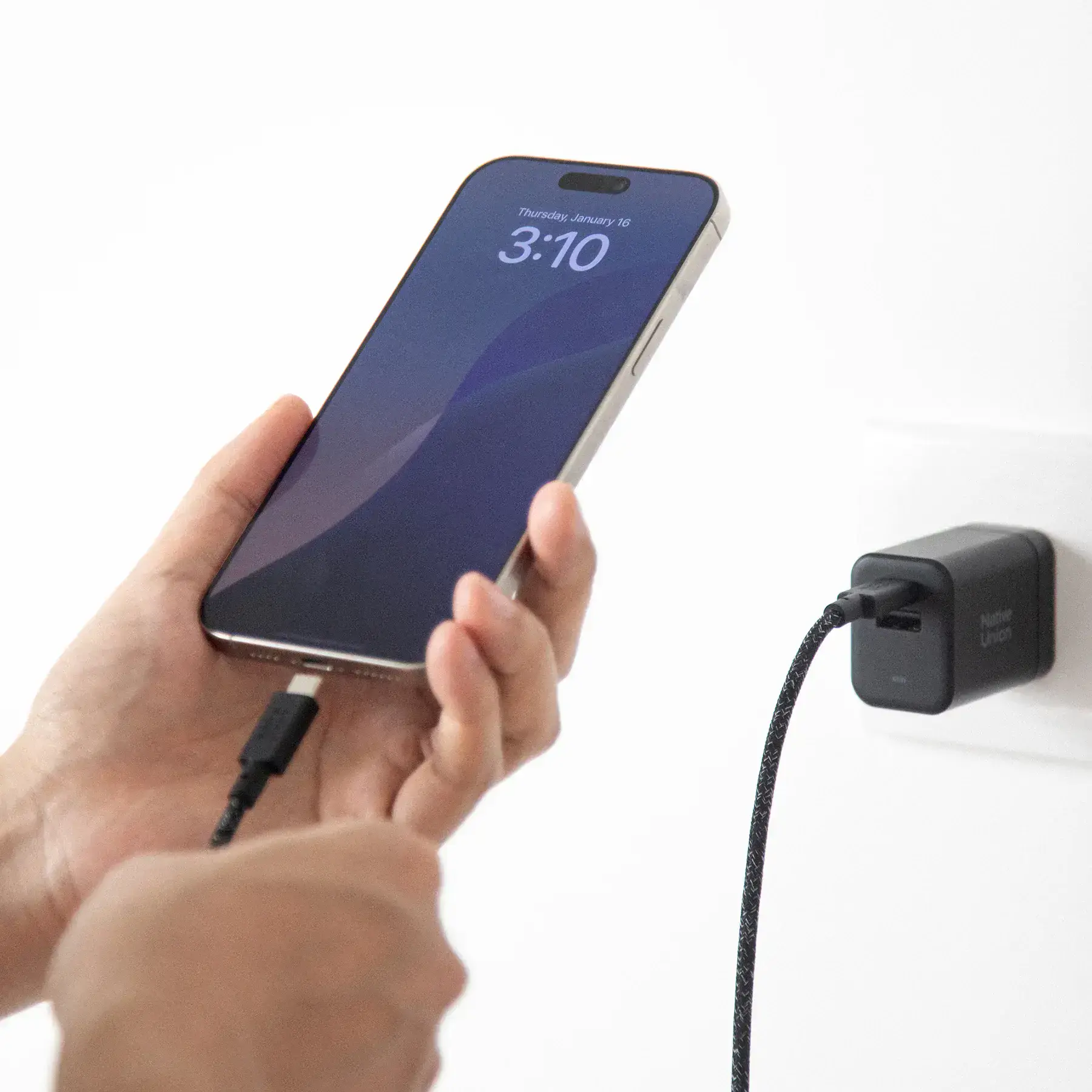 Зарядний пристрій Native Union Fast GaN Charger PD 45W [1 USB-C + 1 USB-A] - White (FAST-PD45AC-WHT-EU)