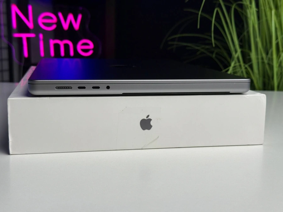 MacBook Pro 16" Space Gray (MK183) 2021 - Стан: гарний | Акумулятор: 93% | Комплектація: повний | Гарантія: 1 міс.