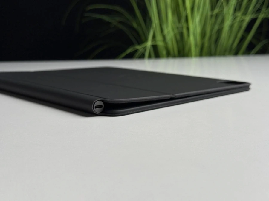 ВІТРИННИЙ Чохол-клавіатура Apple Magic Keyboard for iPad Air 13 [M2] iPad Pro 12.9 [3st - 6th generation] - Ukrainian - Black (MJQK3UA/A) - Стан: гарний | Комплектація: повний | Гарантія: 1 міс.