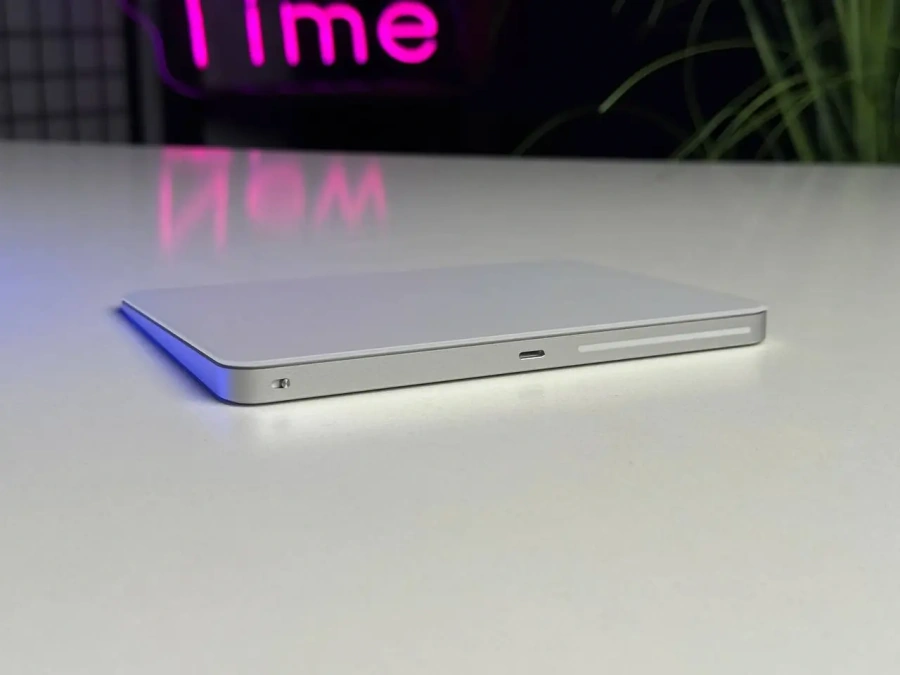 NEW NO BOX Apple Magic Trackpad [Lightning] - White Multi-Touch Surface (MK2D3) - Стан: гарний | Акумулятор: 100% | Комплектація: Trackpad | Гарантія: 3 міс.