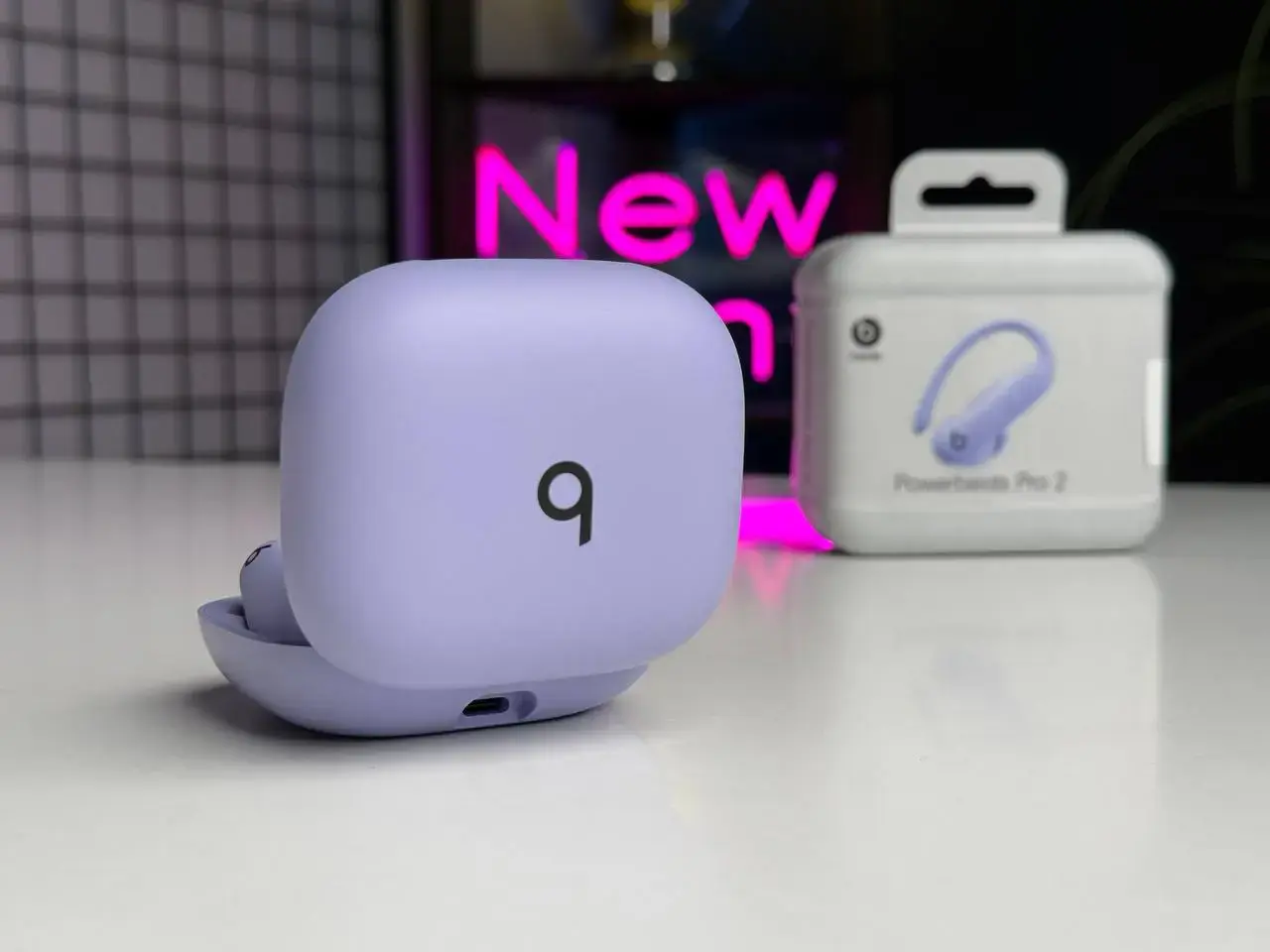 OPEN BOX Наушники Beats Powerbeats Pro 2 — High-Performance Earbuds — Hyper Purple (MX753) - Состояние: хорошее | Аккумулятор: 100% | Комплектация: полный | Гарантия: 3 мес.