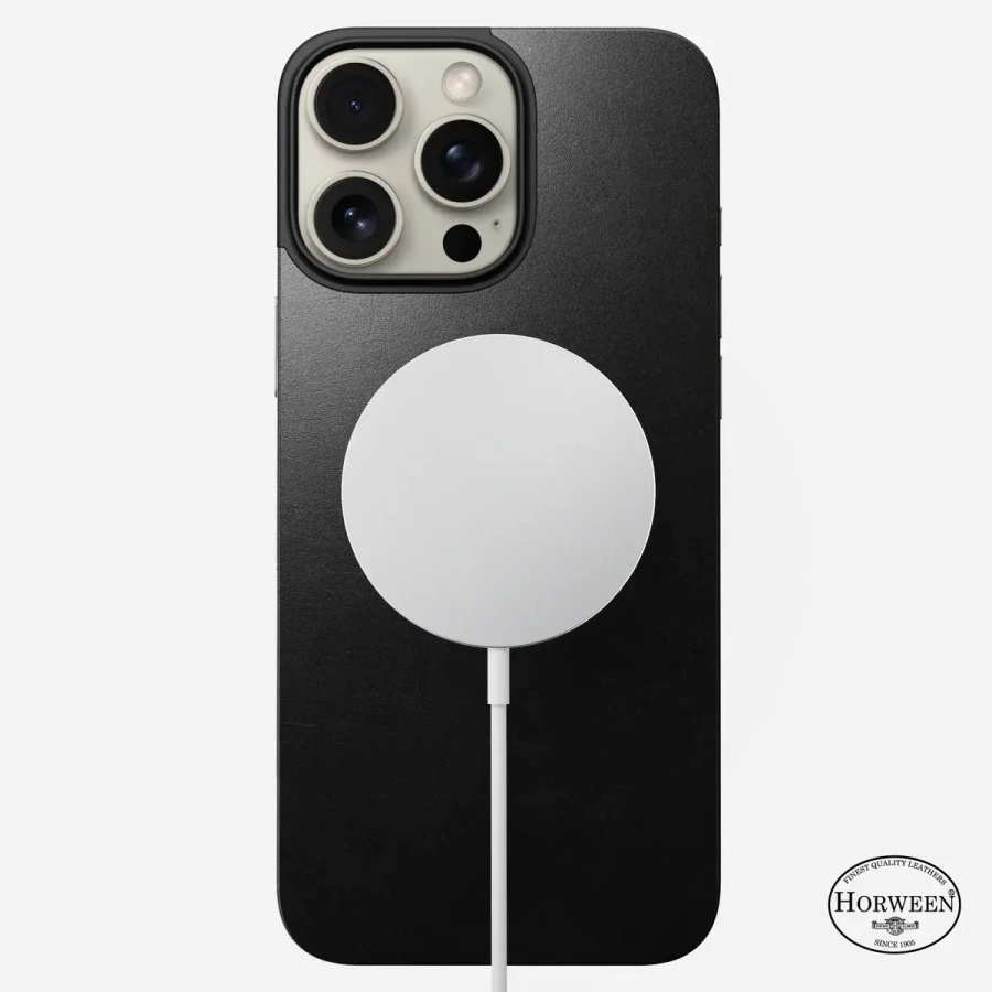 Кожаная магнитная накладка Nomad Magnetic Horween Leather Back for iPhone 16 Pro Max - Black (NM01363385)