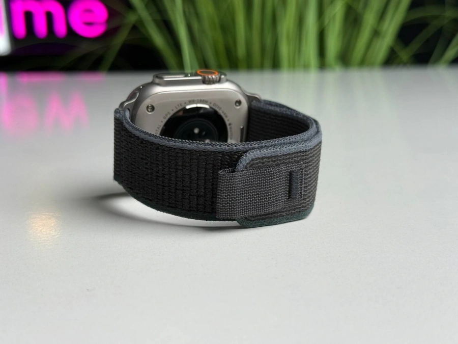 ВИТРИННЫЕ Apple Watch Ultra 2 2024 GPS + Cellular 49mm Natural Titanium Case with Blue/Black Trail Loop (MRF63) - Состояние: идеальное | Аккумулятор: 100% | Комплектация: полный, без коробки | Гарантия: 6 мес.