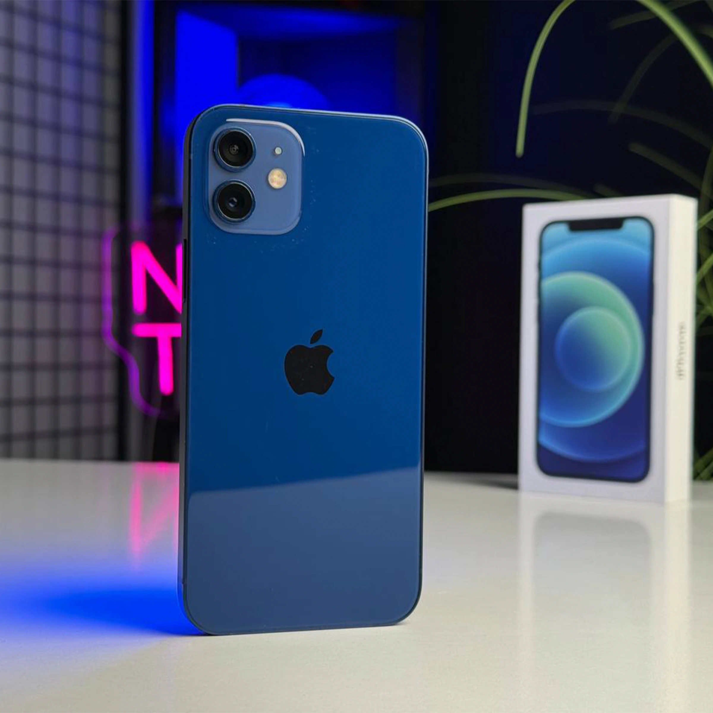 Б/У Apple iPhone 12 128GB Blue (MGHF3, MGJE3) - Состояние: хорошее | Аккумулятор: 100% | Комплектация: полный | Гарантия: 1 мес.