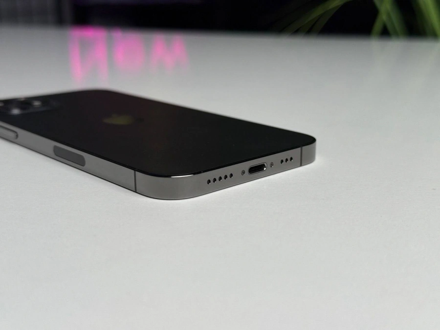 ВЖИВАНИЙ Apple iPhone 12 Pro 256GB Graphite (MGLT3, MGMP3) - Стан: гарний | Акумулятор: 100% | Комплектація: iPhone, кабель | Гарантія: 1 міс.