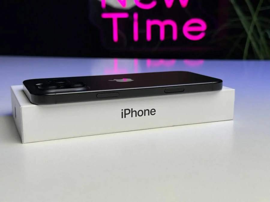 ВЖИВАНИЙ Apple iPhone 16 Pro Max 256GB Black Titanium (MYWV3) - Стан: гарний | Акумулятор: 100% | Комплектація: повний | Гарантія: 6 міс.