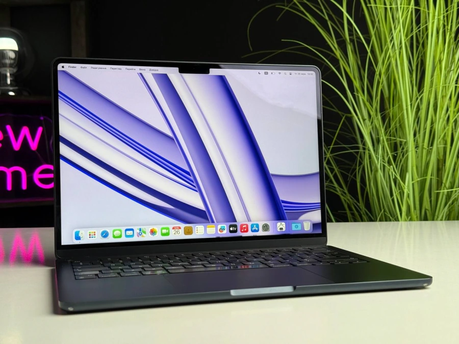 Б/У MacBook Air 13.6" Midnight 2022 (Z160000B1) M2/16GB/512GB - Состояние: хорошее | Аккумулятор: 93% | Комплектация: полный, без коробки | Гарантия: 1 мес.