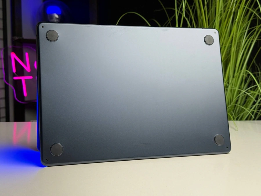 ВЖИВАНИЙ MacBook Air 15" M2/8GB/256GB Midnight 2023 (MQKW3) - Стан: гарний | Акумулятор: 93% | Комплектація: MacBook, зарядка | Гарантія: 3 міс.