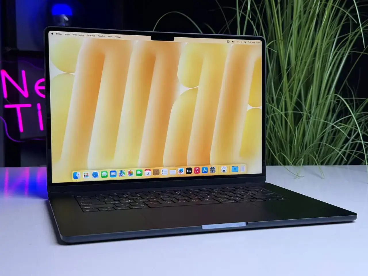 Б/У MacBook Air 15" M2/8GB/256GB Midnight 2023 (MQKW3) - Состояние: хорошее | Аккумулятор: 93% | Комплектация: MacBook, зарядка | Гарантия: 3 мес.