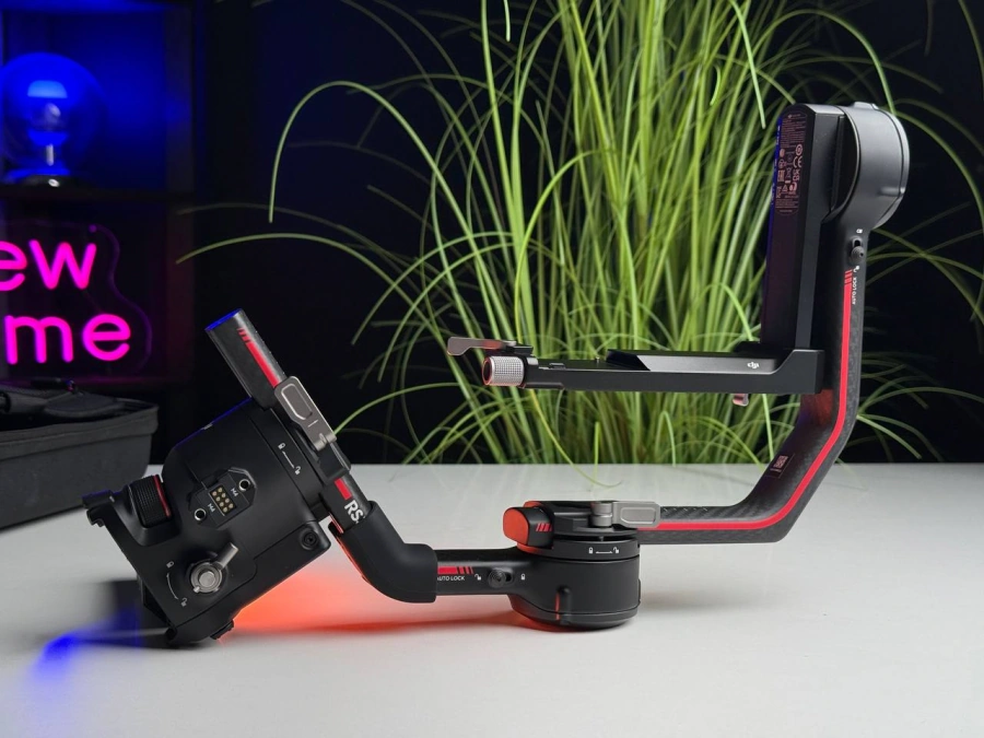 Б/У Стабілізатор для камери DJI RS 3 Pro Combo (CP.RN.00000218.01) - Состояние: хорошее | Комплектация: полный | Гарантия: 1 мес.