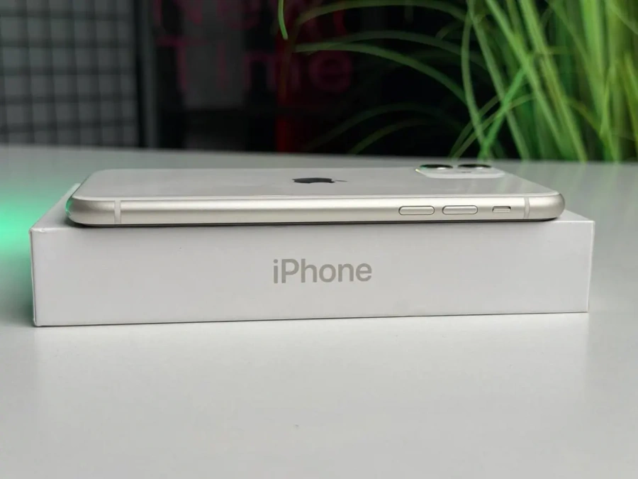 ВЖИВАНИЙ Apple iPhone 11 128GB Black (MWLE2) Full Box - Стан: гарний | Акумулятор: 100% | Комплектація: повний | Гарантія: 1 міс.