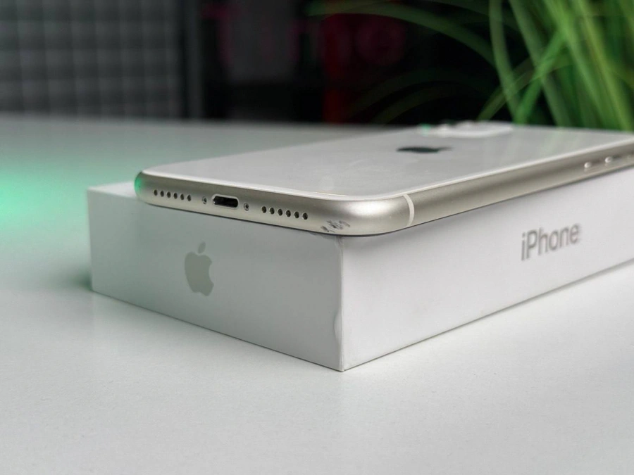 ВЖИВАНИЙ Apple iPhone 11 128GB Black (MWLE2) Full Box - Стан: гарний | Акумулятор: 100% | Комплектація: повний | Гарантія: 1 міс.